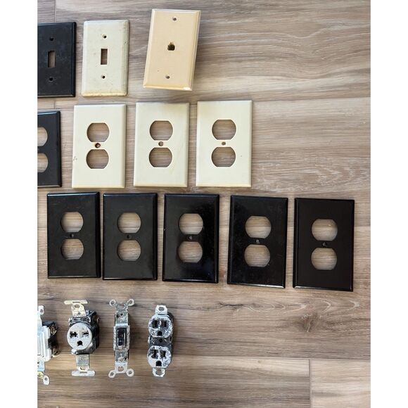19 pc Light Almond & Brown SwitchPlates Electric Bundle Double Single Bundle Lot - Picture 3 of 3